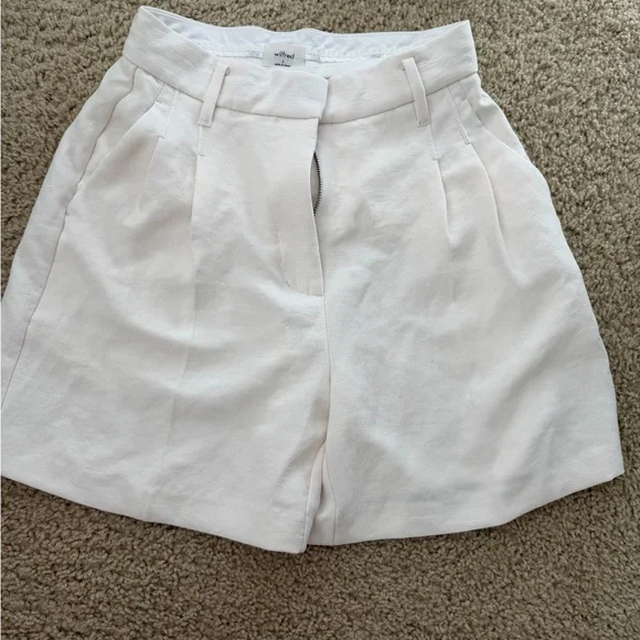 Aritzia Wilfred Cream Women's Shorts - Picture 1 of 4